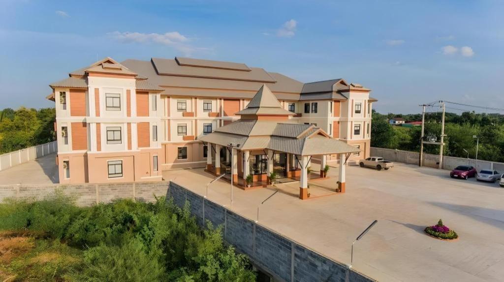 S-Tawan Hotel & Convention Maha Sarakham Εξωτερικό φωτογραφία